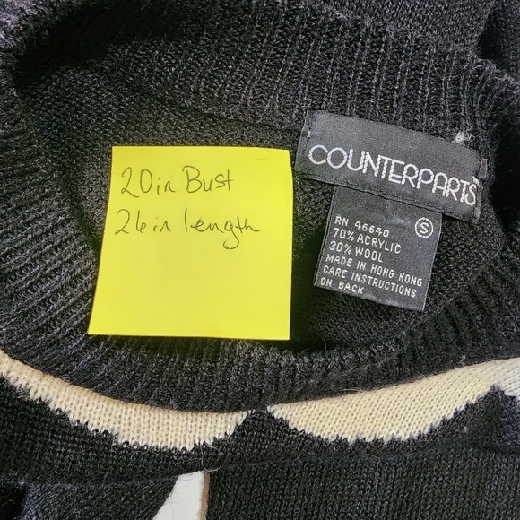 Vintage black and white floral sweater - Picture 3 of 3